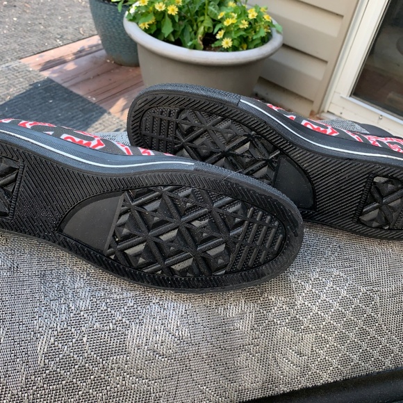 Vapor95 “In the Cut” Designer High Top Sneakers - Picture 5 of 6